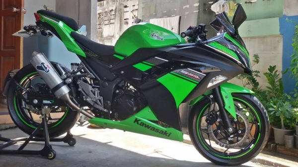 ขาย Kawasaki 2013 Ninja 250 R สีเขียว