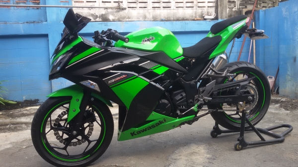 ขาย Kawasaki 2013 Ninja 250 R สีเขียว