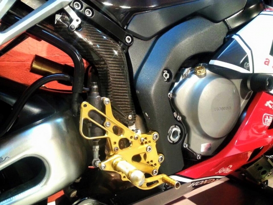 T&T BIKE RAMA2 ขายด่วน เพียง 198000฿HONDA CBR1000 ปี2005 อินวอย+สพม.แท้ แต่งสวยมาสวยๆตามรูปเครื่องดีการันตี T&T BIKE RAMA2 ขายด่วน เพียง 198000฿HONDA CBR1000 ปี2005 อินวอย+สพม.แท้ แต่งสวยมาสวยๆตามรูปเครื่องดีการันตี