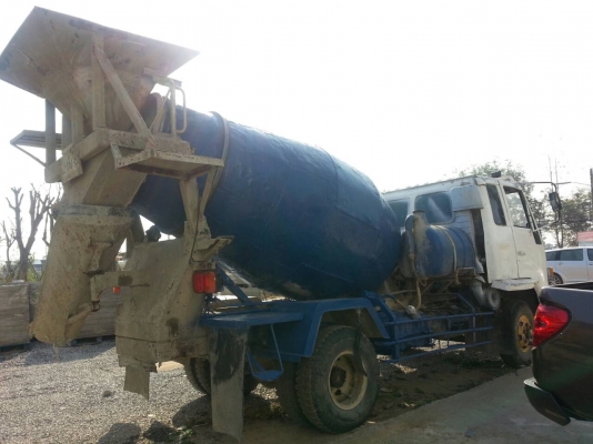 รถโม่ปูน3.5คิวมีทะเบียน600,000