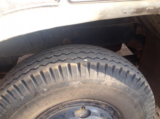 ราคา 670,000 ต่อรองขายรถสิบล้อเทเลอร์ ท้ายลาด บรรทุกแบ็คโฮ nissan  Ud cw41m 265 เทอร์โบ รถพร้อมใช้งาน