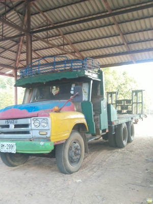 ขายเทรลเลอร์หน้ายาว 10ล้อ2เพลา เครื่อง6BD1 165แรง เครื่องดี คัชซีสวย สภาพพร้อมใช้งาน เอกสารพร้อมโอน สนใจโทร 090-8588220คุณนะ ID:narong498 หรือ www.truck.in.th/498 หรือfb:ณรงค์ ซื้อขายรถมือสอง(เว็บไซต์ส่วนตัว)