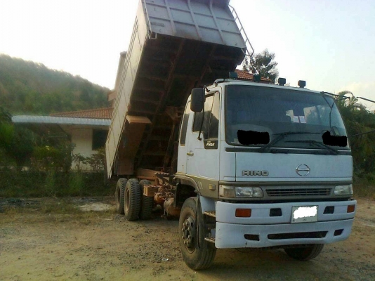 ขาย HINO 2Kปี40 สภาพสวยพร้อมใช้ ราคาต่อรองได้ ติดต่อได้ที่คุณ อ๊อฟ พิจิตร 086-737-9991