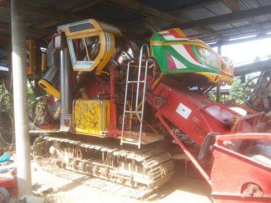 ขายรถเกี่ยวข้าวจ้าวช้าง ปี49 สภาพสวยพร้อมใช้ ราคาต่อรองได้ ติดต่อได้ที่คุณ อ๊อฟ พิจิตร 086-737-9991 ขายรถเกี่ยวข้าวจ้าวช้าง ปี49 สภาพสวยพร้อมใช้ ราคาต่อรองได้ ติดต่อได้ที่คุณ อ๊อฟ พิจิตร 086-737-9991