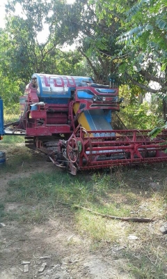 ขายรถเกี่ยวข้าวไทยเส็ง2คัน พร้อมเทรเลอร์MITSUBISHI 1คัน รถเกี่ยวข้าวไทยเส็ง เครื่่องHO7D 195เทอร์โบ ตัวเดิน10HT ปั้ม23ไดกิ้น เครื่องดี ช่วงล่างดี พร้อมทำงาน รถเทรลเลอร์MITSUBISHI FN515 165แรง 1เพลา เครื่องดี คัชซีสวย  สภาพพร้อมใช้งาน เอกสารพร้อมโอน จัดไฟแ