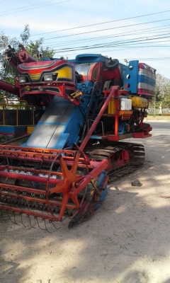 ขายรถเกี่ยวข้าวไทยเส็ง2คัน พร้อมเทรเลอร์MITSUBISHI 1คัน รถเกี่ยวข้าวไทยเส็ง เครื่่องHO7D 195เทอร์โบ ตัวเดิน10HT ปั้ม23ไดกิ้น เครื่องดี ช่วงล่างดี พร้อมทำงาน รถเทรลเลอร์MITSUBISHI FN515 165แรง 1เพลา เครื่องดี คัชซีสวย  สภาพพร้อมใช้งาน เอกสารพร้อมโอน จัดไฟแ