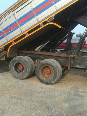 ขายดั๊มMITSUBISHI TD195 แรงม้า สภาพสวยพร้อมใช้ ราคาต่อรองได้ ติดต่อได้ที่คุณ อ๊อฟ พิจิตร 086-737-9991