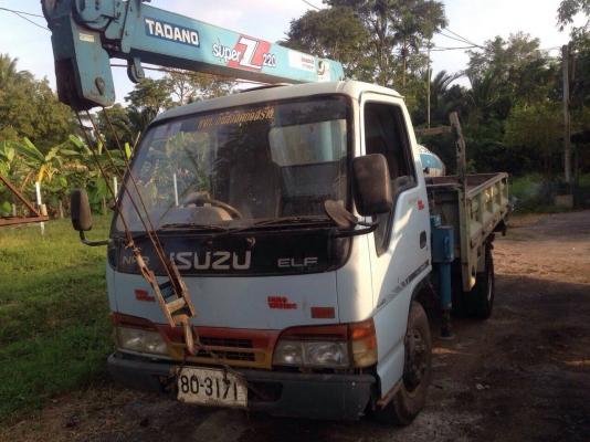ขายรถบรรทุก 6 ล้อกระบะคาร์โก้ติดเครน TANADO 2.2 ตัน ISUZU NKR 88 แรงม้า กระบะยาว 3.50 เมตร ราคา 420000