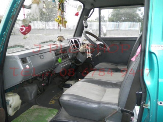 Nissan Urvan E23 shortbody