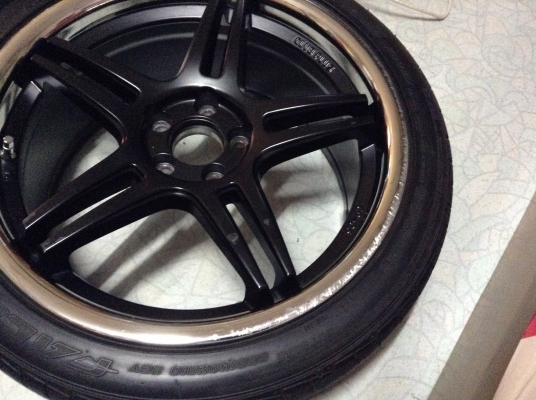 แม็ก 18 นิ้ว