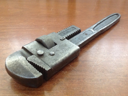 ขายคอม้า Vintage Larco wrench &amp; mfg corp Chicaco U.S.A. 14" อายุ 100 ปี