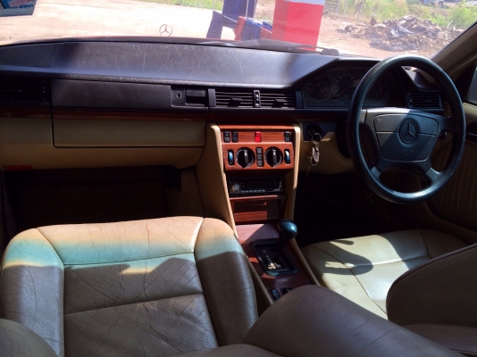 ขายด่วนรถเก๋งราคาถูกมีทะเบียน