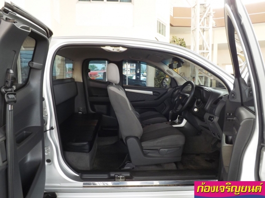 CHEVROLET COLORADO 2.8 LT Z71 AUTO ปี 2013