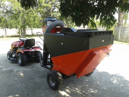 เครื่องดูดใบไม้