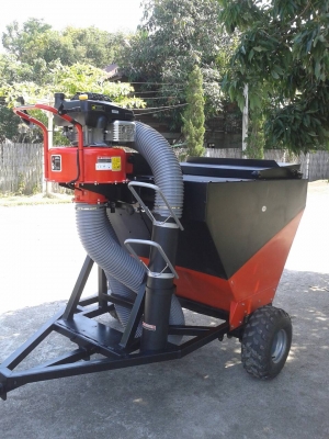 เครื่องดูดใบไม้