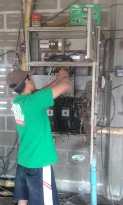 ขายเครื่องปั่นไฟ 250 KVA สองตัวควบ ราคาถูก