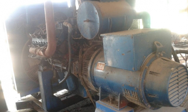 ขายเครื่องปั่นไฟ 250 KVA สองตัวควบ ราคาถูก