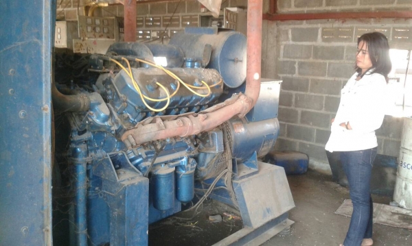 ขายเครื่องปั่นไฟ 250 KVA สองตัวควบ ราคาถูก