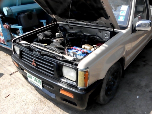 มิตซู L200 สีสวยราคา 6900 ครับ