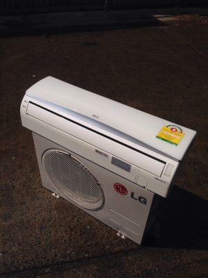 **** ขายแอร์ LG 12500 BTU ตัว TOP **** **** ขายแอร์ LG 12500 BTU ตัว TOP ****