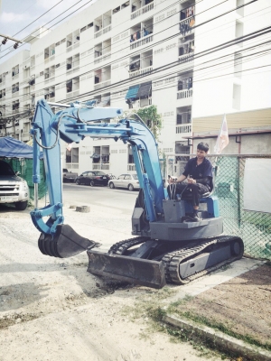 ขายรถแม๊คโคร 28UX