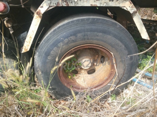 หางพื้นเรียบ อู่ จรูญขนส่งพัทลุง  รุ่น JR101