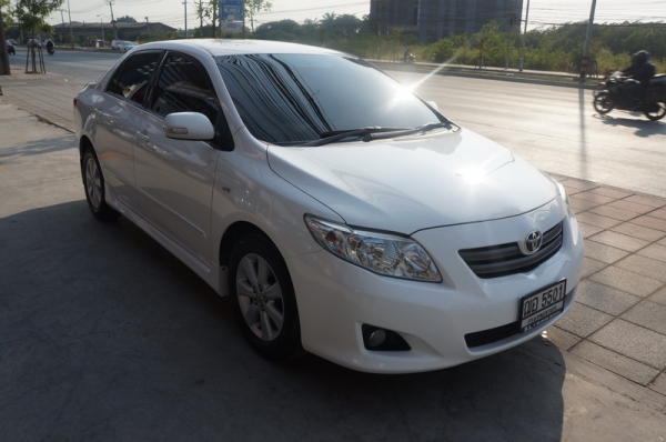 TOYOTA COROLLA ALTIS 1.8 ปี 2009 มือเดียวออกห้าง ติดแก็ส LPG หัวฉีด รถสวย ARIBAG คู่หน้า เบรคระบบ ABS ล้อ MAX เบาะหนัง สภาพดี กระจกไฟฟ้า ปรับข้างไฟฟ้า เครื่องเดิมๆวิ่งดีมาก ช่วงล่างแน่น ภายในสภาพสวย สีสวย รถพร้มใช้งาน จัดไฟแนนได้