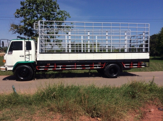 ISUZU Rocky6ล้อ FTR.แท้  ยาว7.2 ม. เบรคจิ๊ฟฟี่ พวงมาลัยพาว์เวอร์  ขับดี ครัทซีสวย ขาย 650,000 บาท