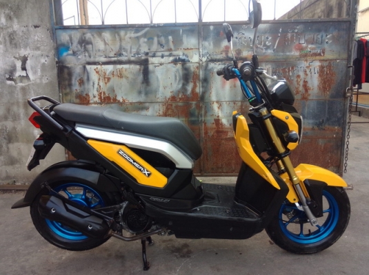 Honda Zoomer X ปี56 หัวฉีดประหยัดน้ำมันถึง 53 กม./ลิตร หล่อๆเท่ๆ เบยครับ