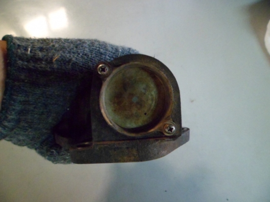 ท่อไอเสีย EGR อีซูซู คอมมอนเรล 2500 CC