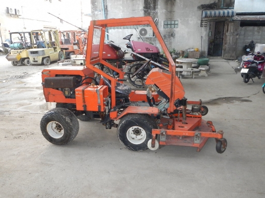 รถตัดหญ้าTSUCHIYA พร้อมใช้งาน