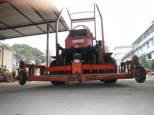 รถตัดหญ้าTSUCHIYA พร้อมใช้งาน