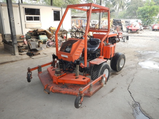 รถตัดหญ้าTSUCHIYA พร้อมใช้งาน