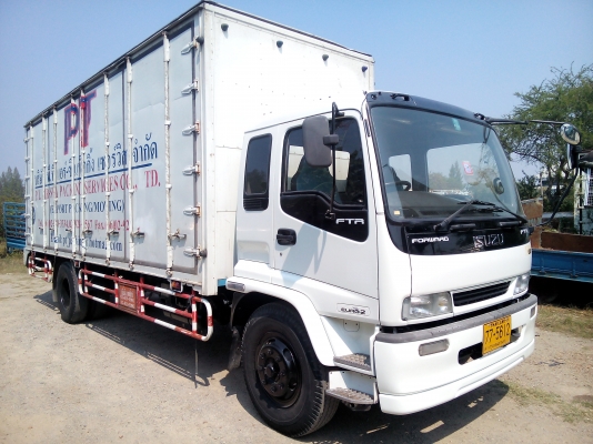 6 ล้อใหญ่  *MAXLOAD*  ISUZU  *Euro.2*  FTR 200 แรงม้า  *ยาว 7.20 ม.*  รถสวยเดิม+สวยจริง * รถห้างแท้ * มีเล่มพร้อม *