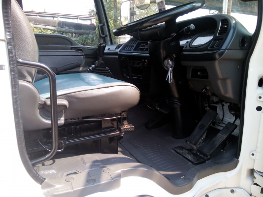 6 ล้อใหญ่  *MAXLOAD*  ISUZU  *Euro.2*  FTR 200 แรงม้า  *ยาว 7.20 ม.*  รถสวยเดิม+สวยจริง * รถห้างแท้ * มีเล่มพร้อม *