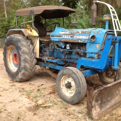 รถไถนาฟอร์ด6600ติดต่อ080-1405528