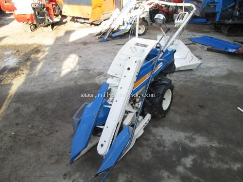 รถเกี่ยวข้าวเดินตาม     ISEKI    RX310   รหัสสินค้า : 13001494  หรือเพิ่มเติมไดที่ www.nihonmono.com