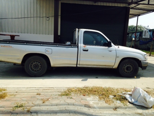 ขายรถกระบะ TOYOTA 4D4 ลงเครื่อง 1JZ เกียร์ออโต้ รถปี 2546 ราคา 105000