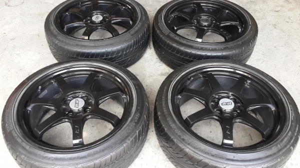 Mugen GP ขอบ 17 4รู100พร้อมยาง Dunlop ปี12