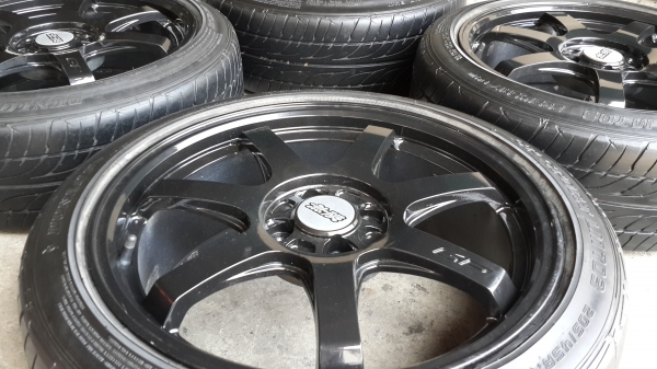 Mugen GP ขอบ 17 4รู100พร้อมยาง Dunlop ปี12