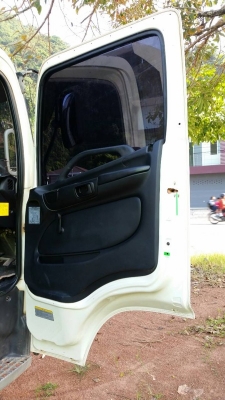 รถฮีโน่  6  ล้อดั้ม  FC9J  175  แรงม้า. ปี 55  สนใจติดต่อ  081 - 6079515