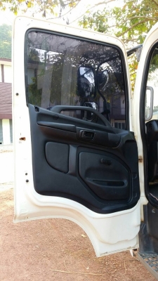 รถฮีโน่  6  ล้อดั้ม  FC9J  175  แรงม้า. ปี 55  สนใจติดต่อ  081 - 6079515