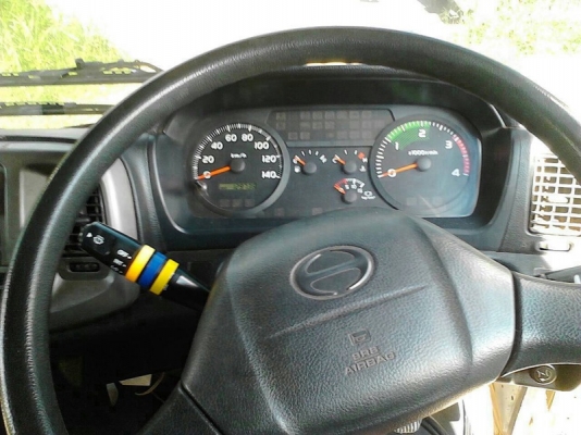 รถฮีโน่  6  ล้อดั้ม  FC9J  175  แรงม้า. ปี 55  สนใจติดต่อ  081 - 6079515