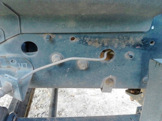 รถฮีโน่  6  ล้อดั้ม  FC9J  175  แรงม้า. ปี 55  สนใจติดต่อ  081 - 6079515