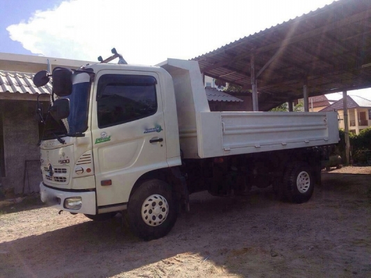 รถฮีโน่  6  ล้อดั้ม  FC9J  175  แรงม้า. ปี 55  สนใจติดต่อ  081 - 6079515