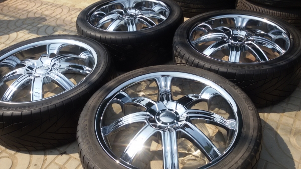 ขายล้อขอบ22 6รุพร้อมยางชุดละ23500