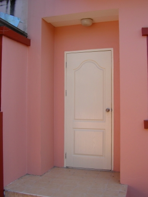 ขายทาวน์เฮ้าส์ใหม่ หมู่บ้าน มัณฑนานิเวศน์ เนื้อที่ 20 ตรว.ใกล้ ม.หัวเฉียว