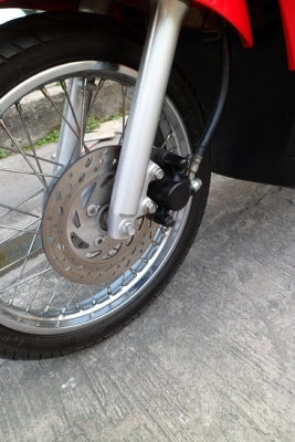 Suzuki Let 2014 แดงเทา วิ่งน้อย สวยๆ ส่งฟรีทั่วไทย