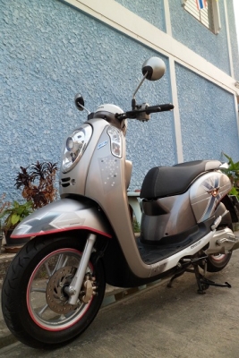 Scoopy i 2014 สวยๆ วิ่งน้อย4000โล ส่งฟรีทั่วประเทศ