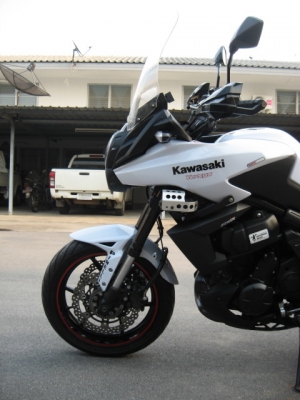 ขาย kawasaki versys650 ปี จดทะเบียนปี 2013 ราคา 255,000 (ของแต่งเกินคุ้ม) ขาย kawasaki versys650 ปี จดทะเบียนปี 2013 ราคา 255,000 (ของแต่งเกินคุ้ม)